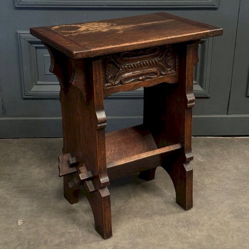 Petite table porte-revues brutaliste en chêne 1970 système à clé L8909