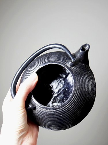 Petite théière en fonte noir Japonaise vintage 400ml