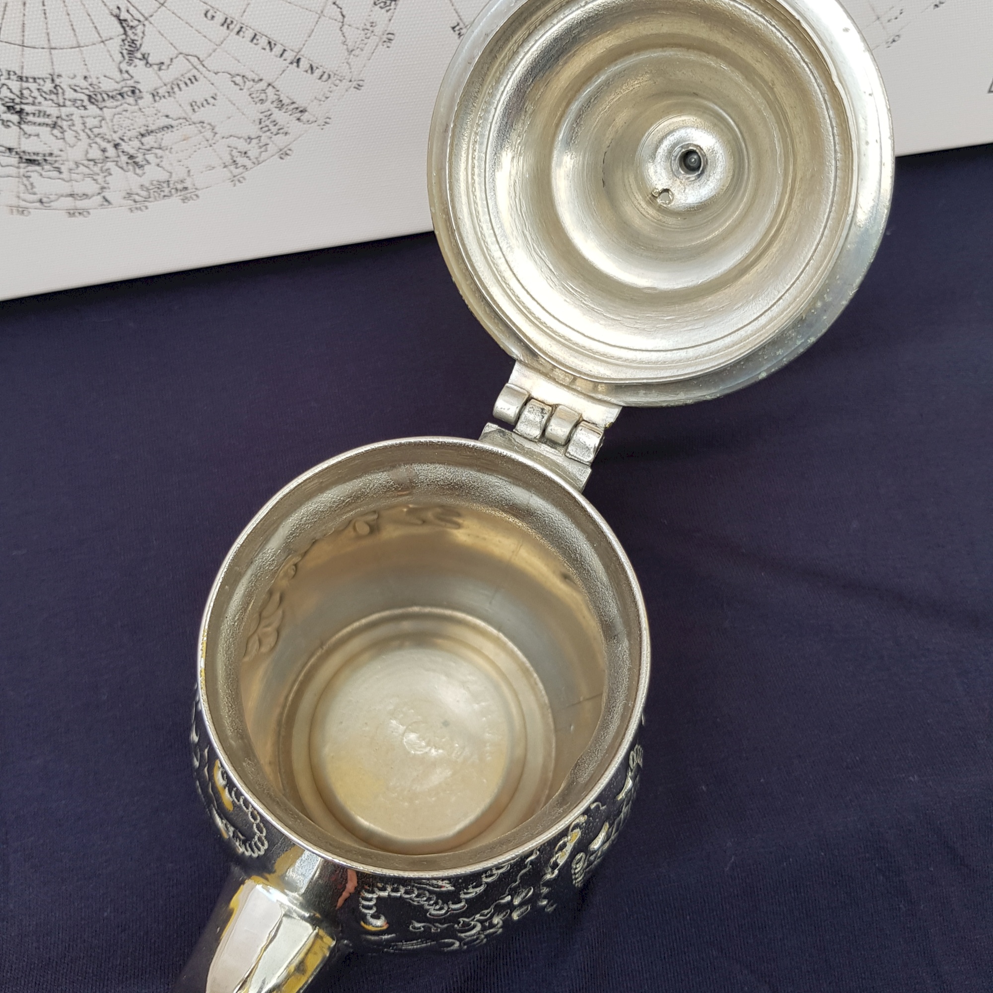 Petite Théière En Métal Blanc – Style Ancien – Générique