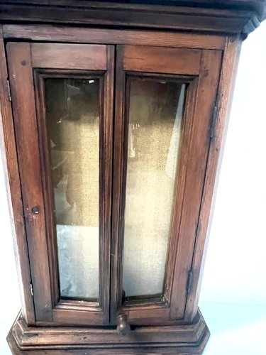 Petite vitrine murale a deux portes XIX siècle