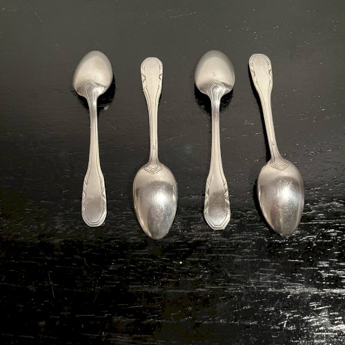 Petites cuillères en argent