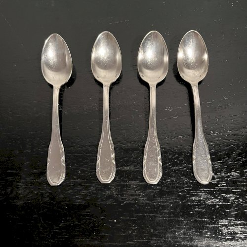 Petites cuillères en argent