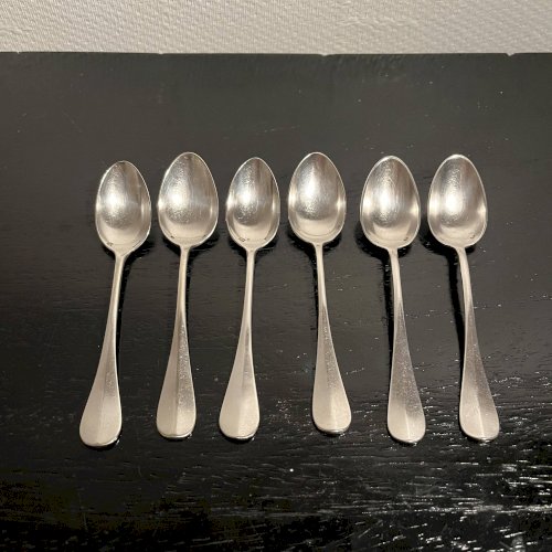 Petites cuillères en métal argenté