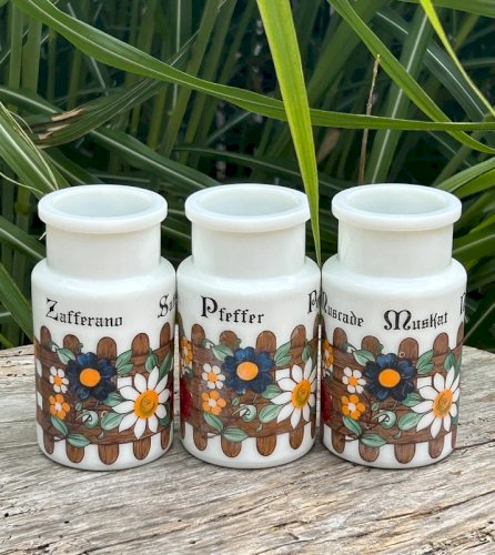 Petits pots rétro vintage en opaline JAR