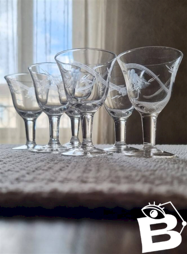 Petits verres à pied
