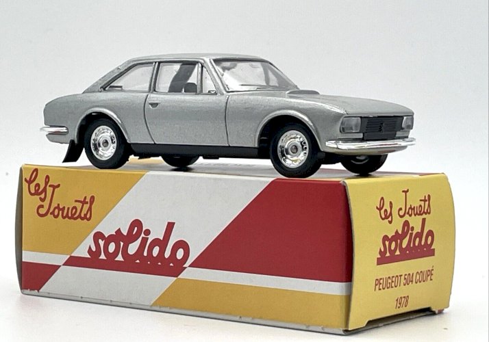 Peugeot 504 Coupé (1978) 1/43 Solido