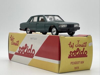 Peugeot 604 (1975) 1/43 Solido