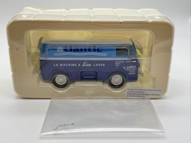 Peugeot D3A Atlantic 1/43 Corgi