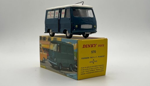 Peugeot J7 Allo Fret 570 1/43 Dinky Toys Atlas