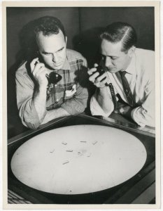  Photo Presse Argentique Radio Téléphone Usa Vers 1950