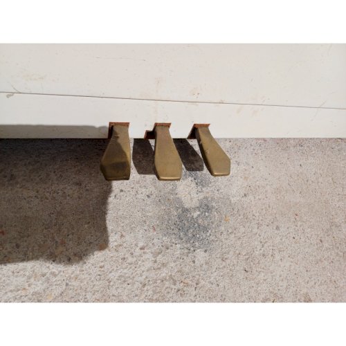 Piano droit Young Chang U-109