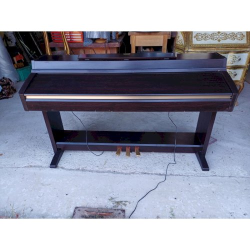Piano Yamaha Clavinova électrique et Numérique