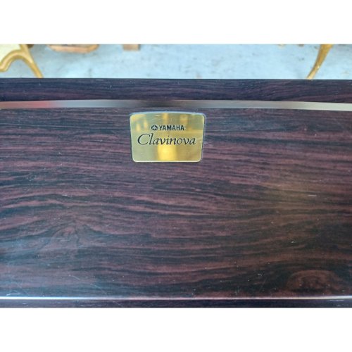 Piano Yamaha Clavinova électrique et Numérique