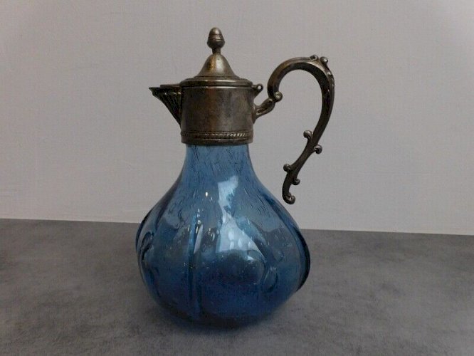 PICHET AIGUIERES EN VERRE ET REGULE FELICETO 1992