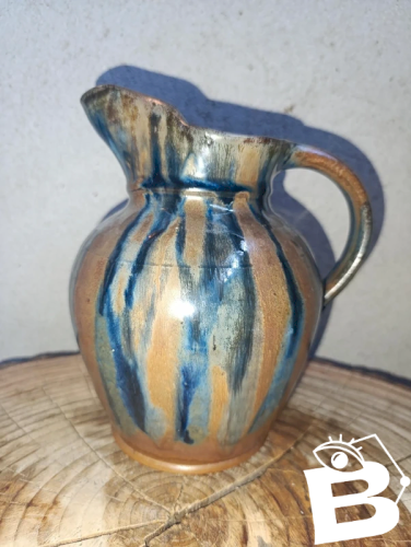 pichet ancien dans le style gilbert metenier ou denbac en bon etat