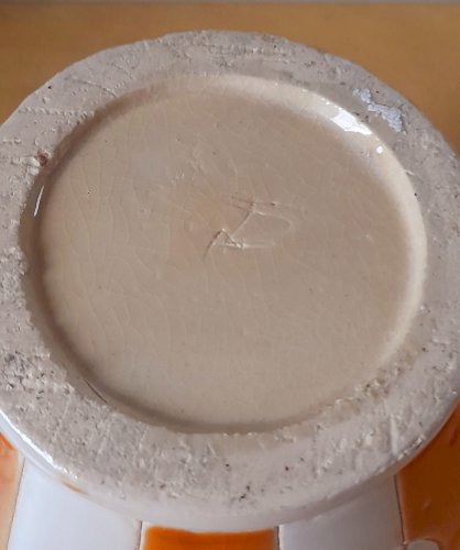 Pichet ancien en céramique émaillée 