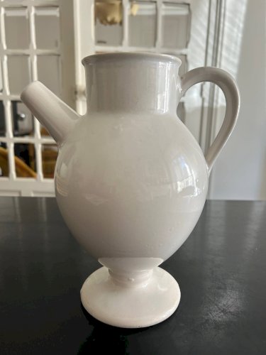 Pichet blanc, années 50