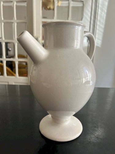 Pichet blanc, années 50