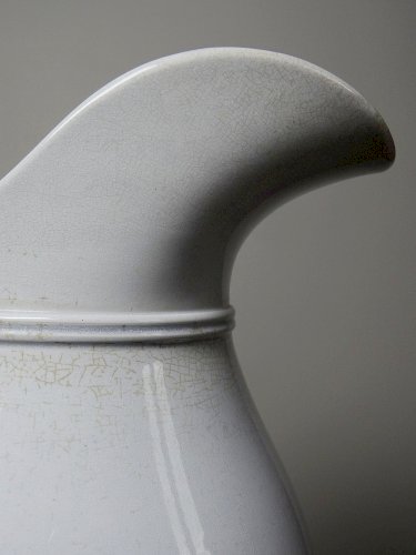 Pichet broc de toilette en faïence blanche ancienne Pexonne France