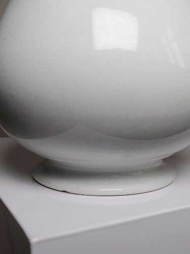 Pichet broc de toilette en faïence blanche ancienne Pexonne France