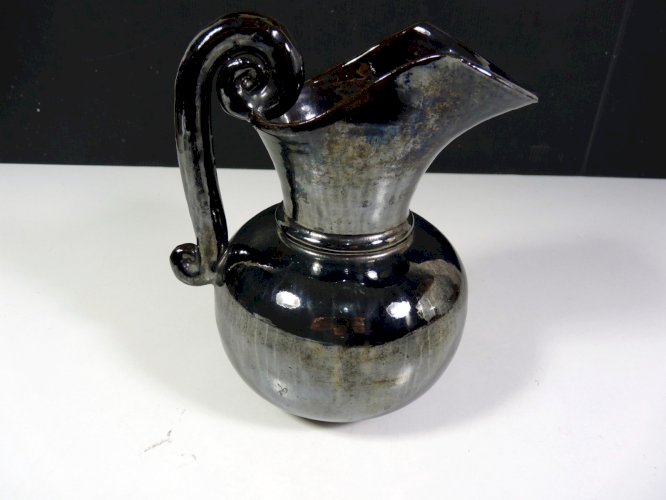 Pichet céramique noire métallique signé Antoine Fazio VALLAURIS DLG Jouve MARAIS