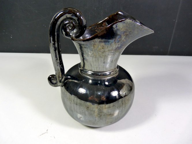 Pichet céramique noire métallique signé Antoine Fazio VALLAURIS DLG Jouve MARAIS