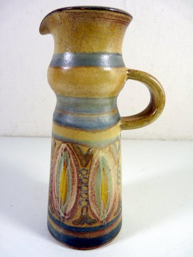 Pichet céramique peinte Vallauris signé Marius Besson, H - 23,5 cm