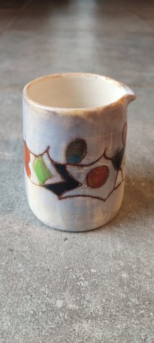 Pichet crémier en céramique signé Marie-Christine Treinen 