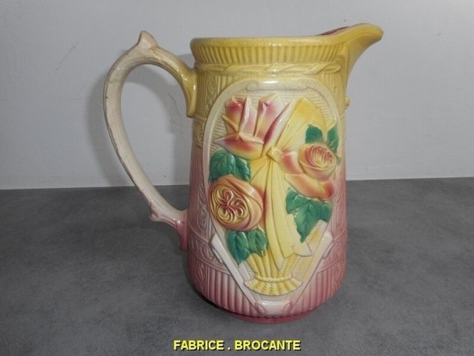 PICHET EN BARBOTINE ROSE