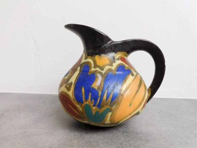 PICHET EN CERAMIQUE BELGE ART DECO
