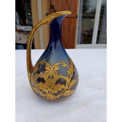 Pichet en céramique émmaillé de Peter Bremens