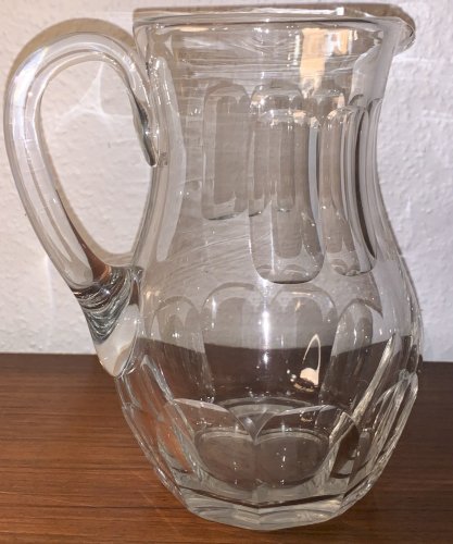 pichet en cristal taillé de Baccarat modèle Harcourt ou Talleyrand