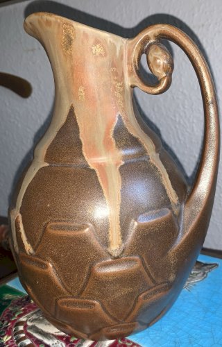 Pichet en grès de Denbac artichaut numéroté 397 très bel état