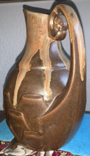 Pichet en grès de Denbac artichaut numéroté 397 très bel état