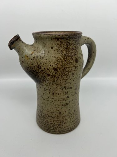 pichet en grés Le Cep