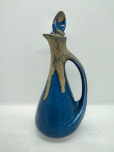 Pichet  flammé attribué à la manufacture de denbac  en bon etat