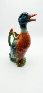 Duck-shaped pitcher