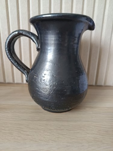 ? Pichet grès noir signé Jean Marais • céramique art • 18cm vintage collector
