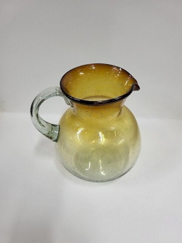 PICHET OU BROC EN VERRE DE BIOT