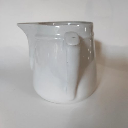 Pichet ou pot à lait en porcelaine à feu P Précieux