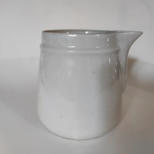 Pichet ou pot à lait en porcelaine à feu P Précieux