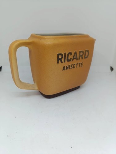 pichet ricard anisette signé atelier de ceramique ricard en bon etat