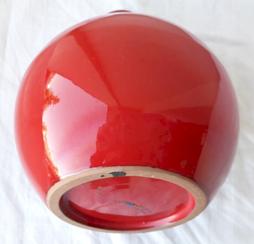Pichet rouge céramique