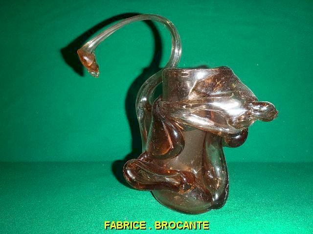 PICHET SCULPTURE EN VERRE ROSE