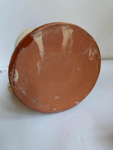 pichet/ vase en terre cuite attribué a la poterie de marmaz dans le 74 en bon etat