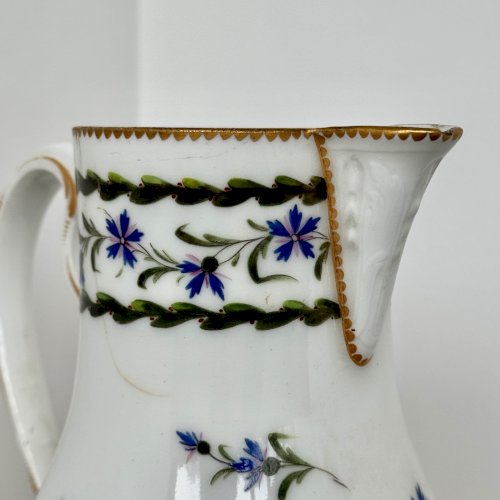 Pichet verseuse en porcelaine décor au barbeau XVIIIe M3961