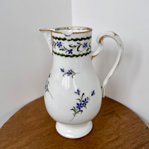 Pichet verseuse en porcelaine décor au barbeau XVIIIe M3961