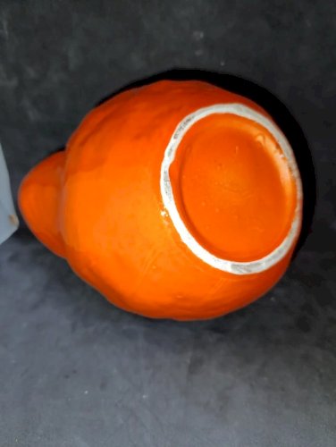 pichet vintage en forme de fruit en bon etat