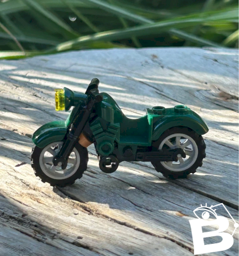 Pièce/ accessoire Lego moto verte