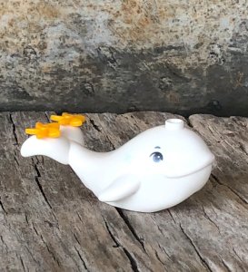 Lego Friends white whale piece/accessory